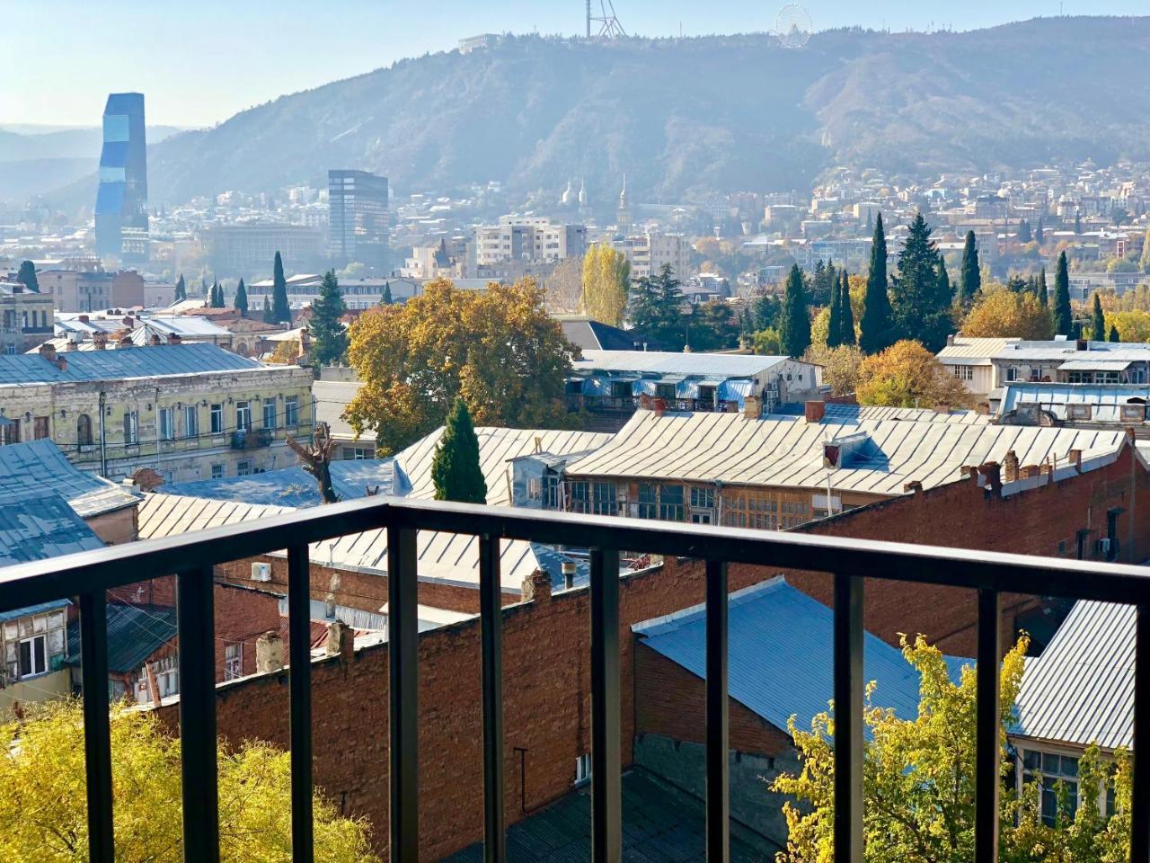 Tbili Hotel Tbilisi Bagian luar foto
