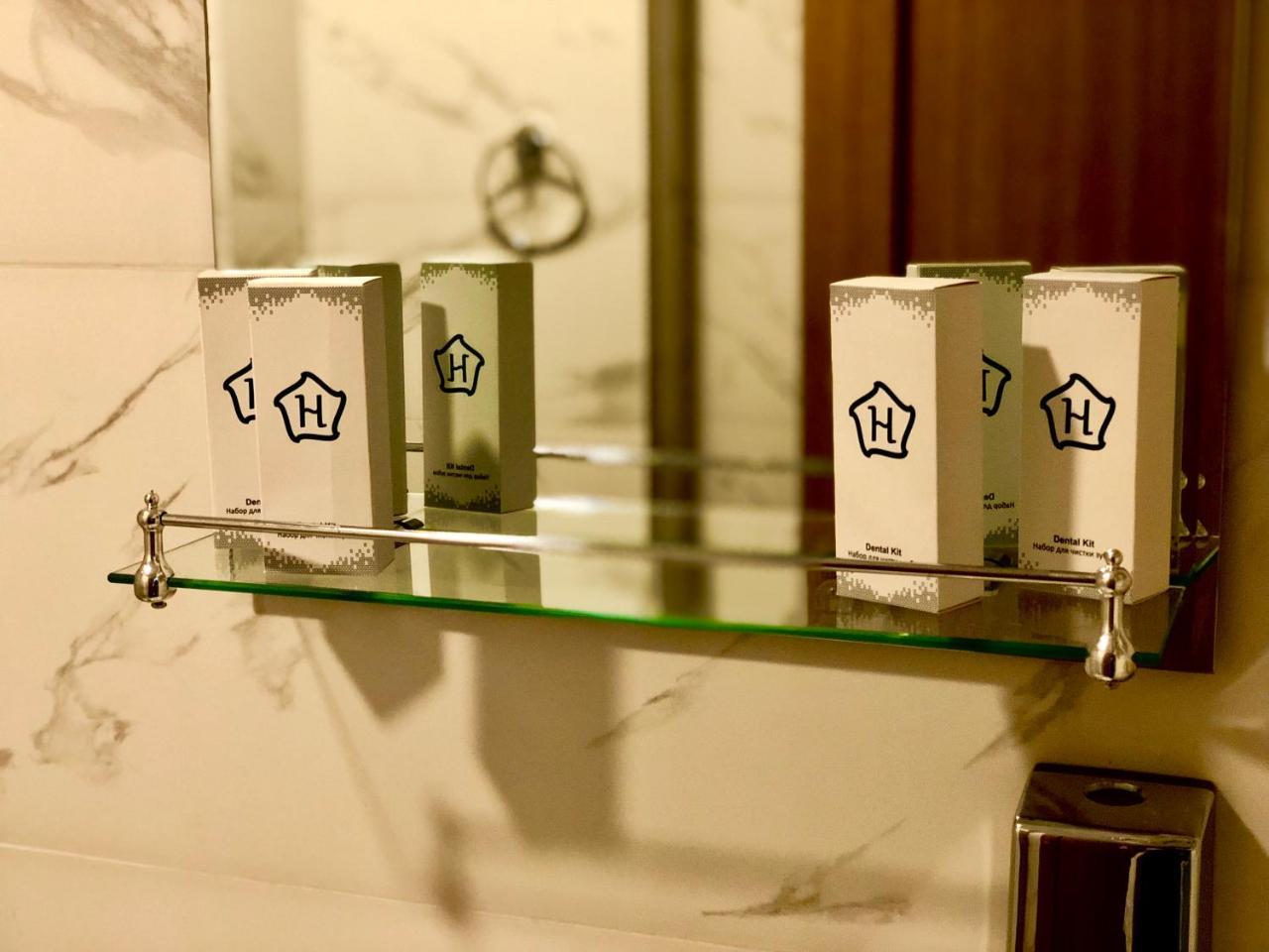 Tbili Hotel Tbilisi Bagian luar foto