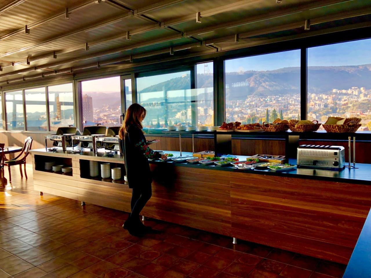 Tbili Hotel Tbilisi Bagian luar foto