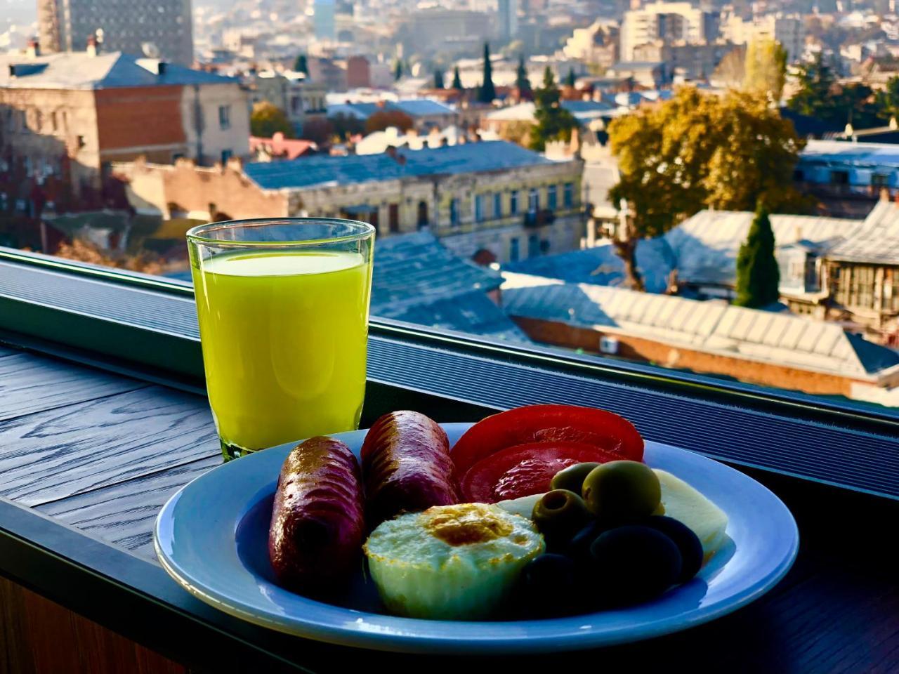 Tbili Hotel Tbilisi Bagian luar foto
