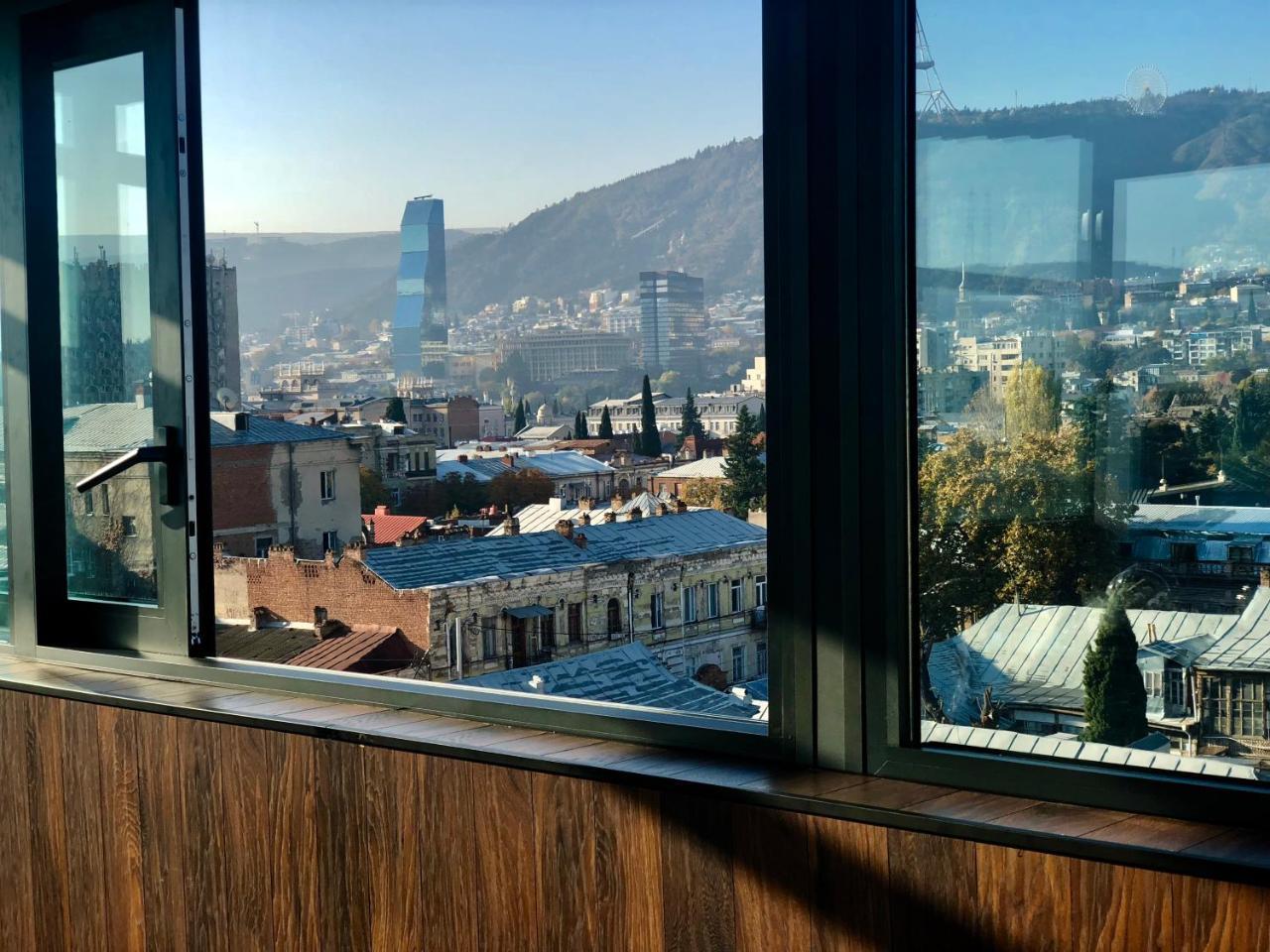 Tbili Hotel Tbilisi Bagian luar foto