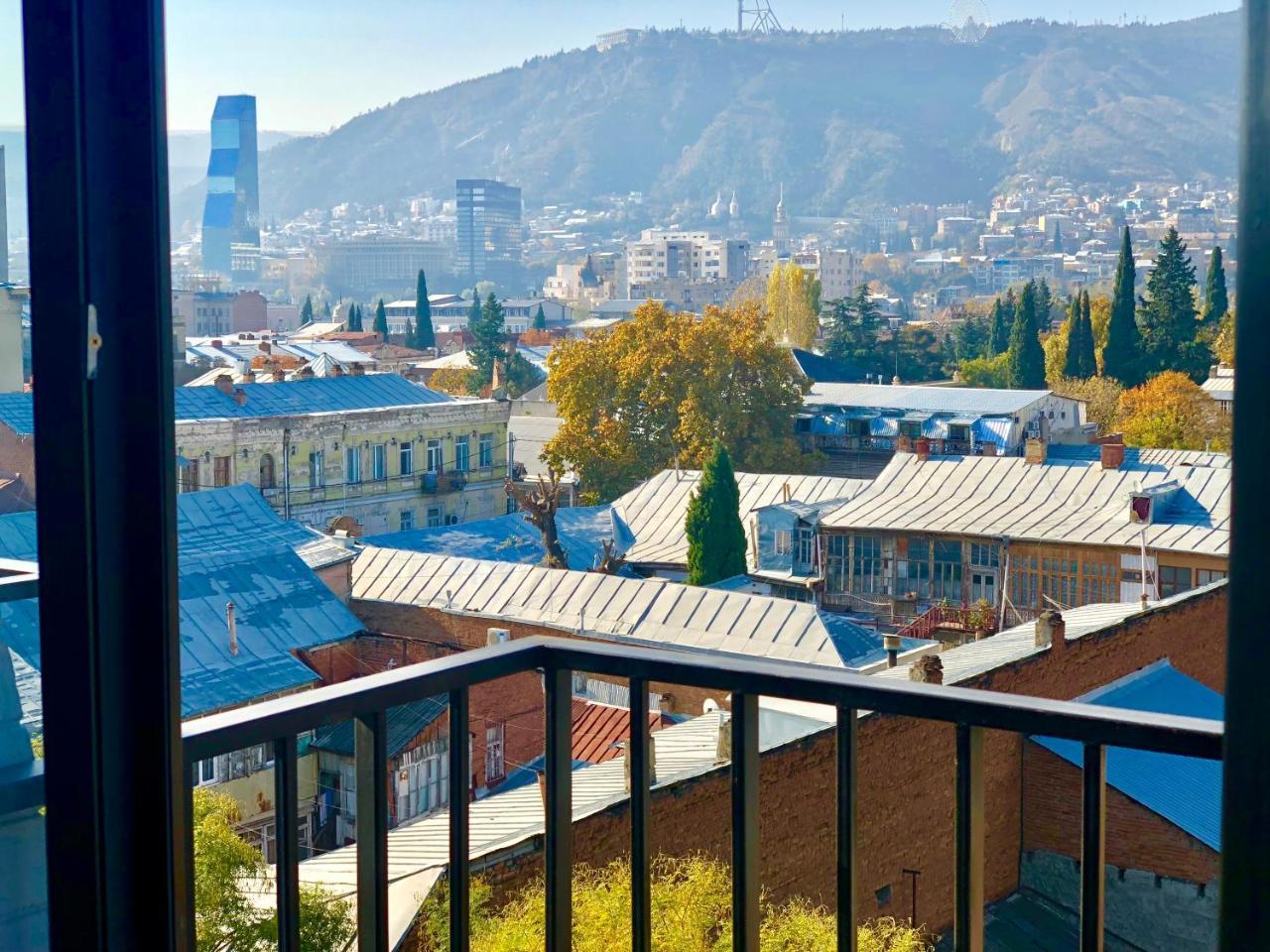 Tbili Hotel Tbilisi Bagian luar foto