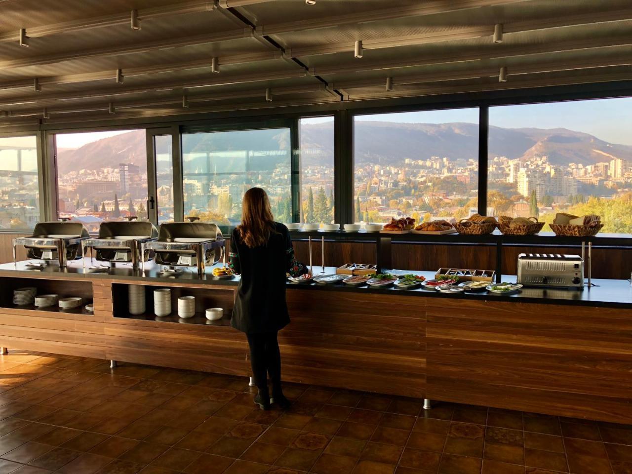 Tbili Hotel Tbilisi Bagian luar foto