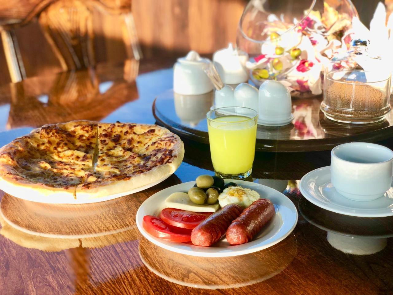 Tbili Hotel Tbilisi Bagian luar foto