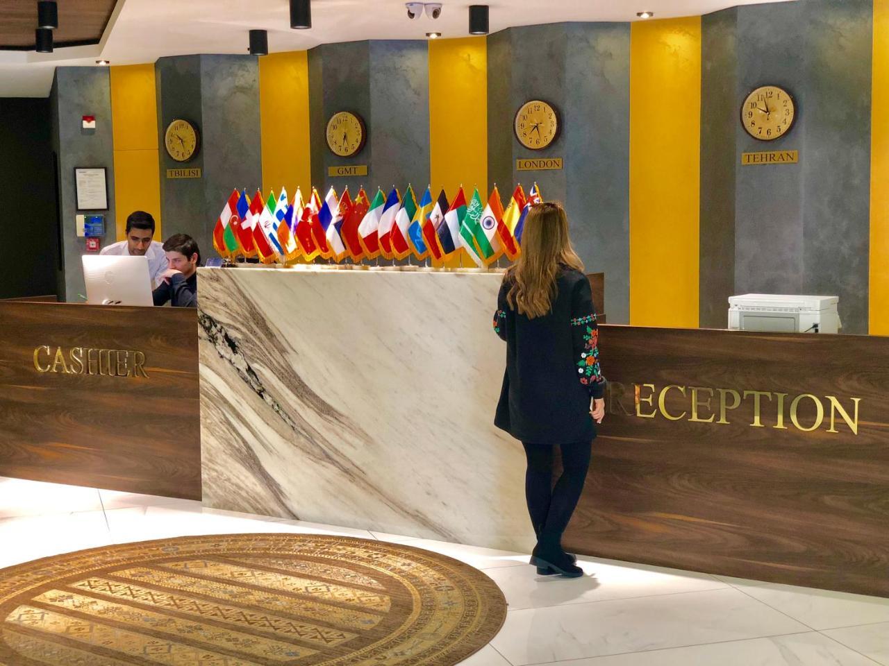 Tbili Hotel Tbilisi Bagian luar foto